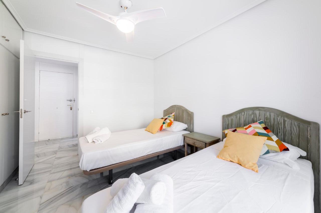 Apartamento Faro 2 Рокетас де Мар Екстериор снимка